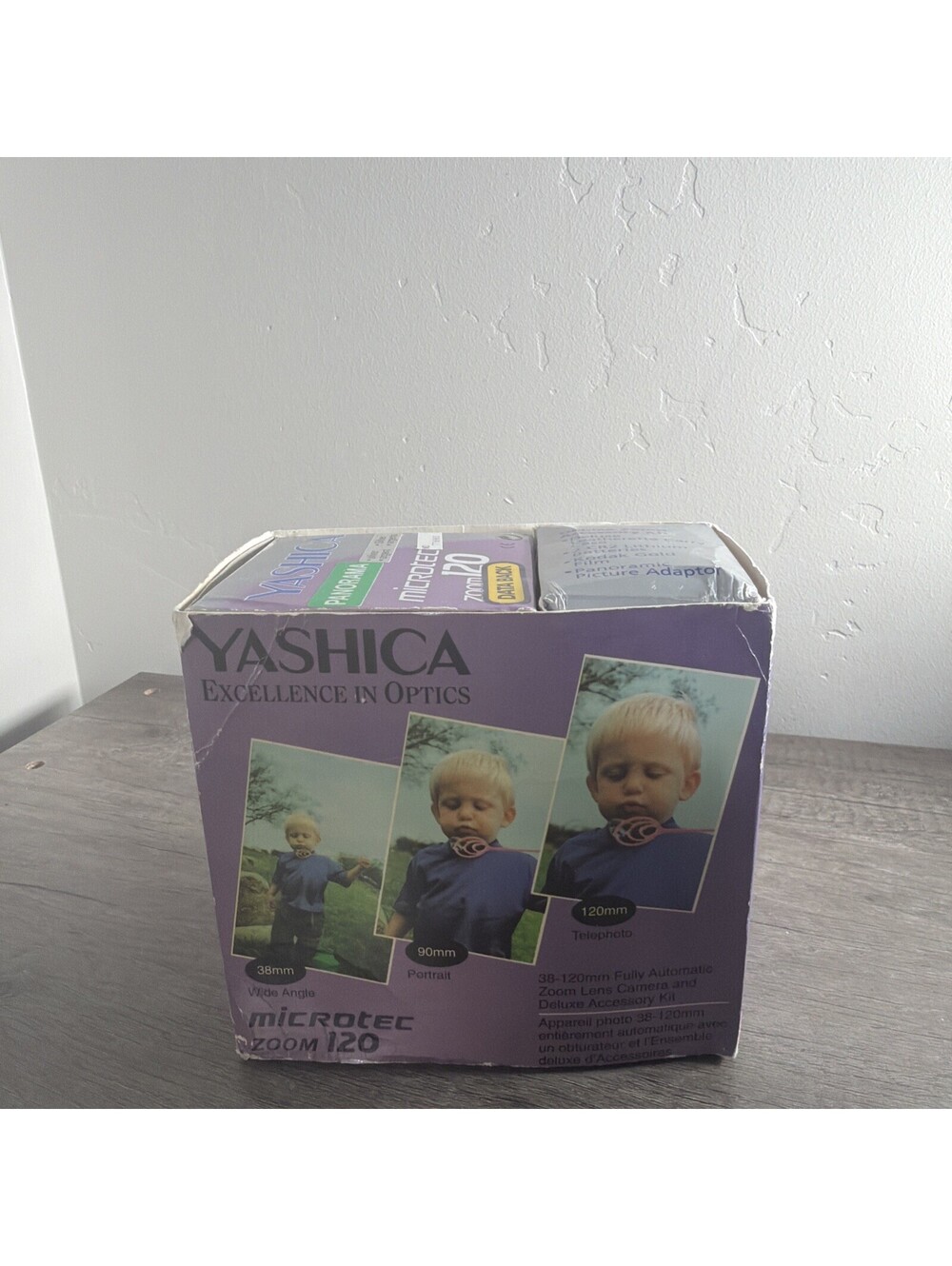 NEW Vintage Yashica Microtech Zoom 120 Film Camera